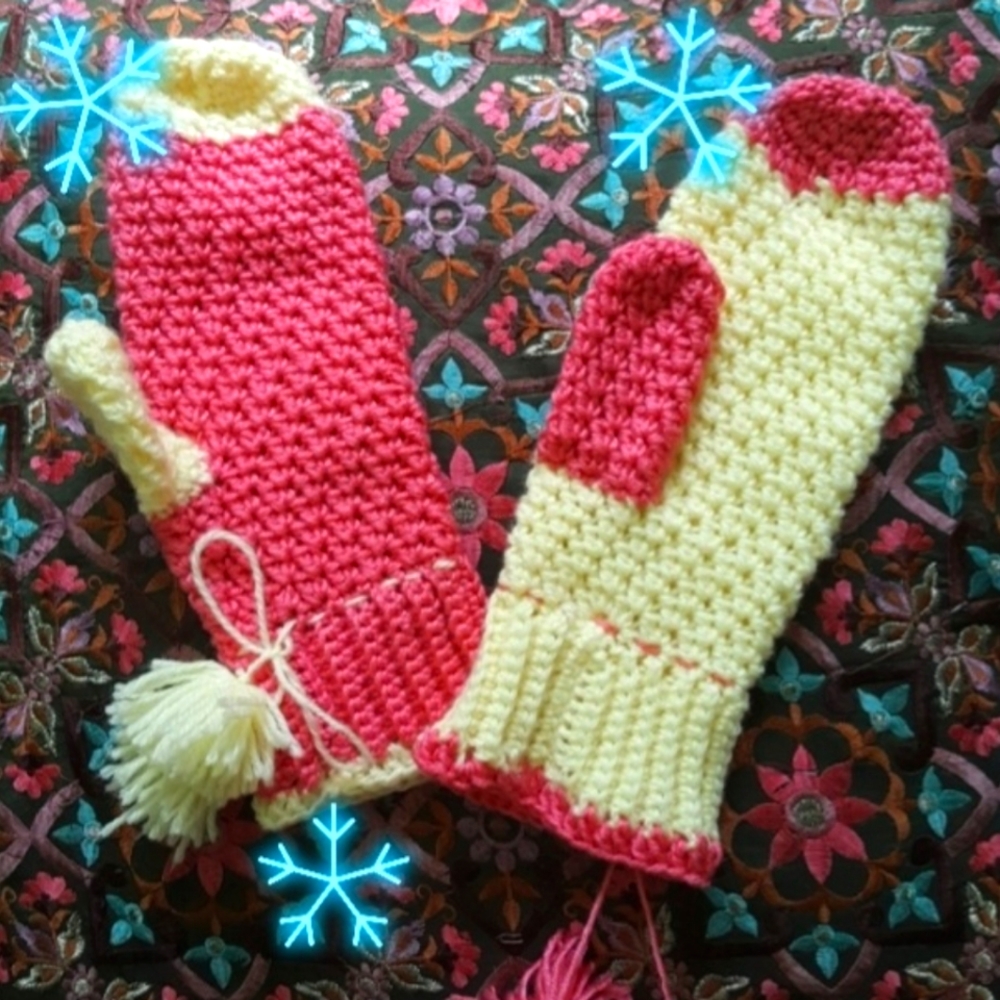 Adorable Pink and Yellow Color Swap Mittens, Size Small
